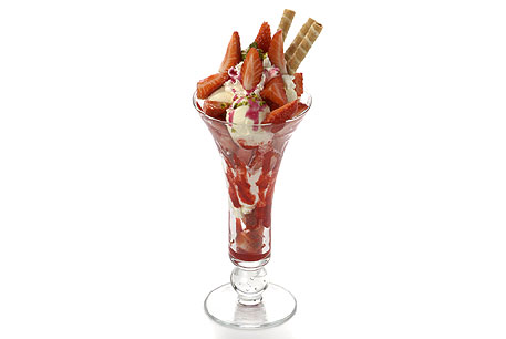 Fruchteisbecher